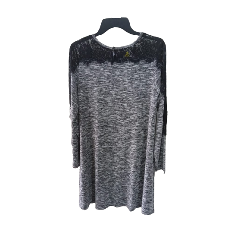 YOUNG WOMEN'S DRESS