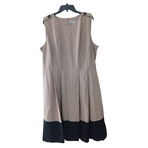 WOMEN'S DRESS, SLITTING FLAY AND SLEEVELESS