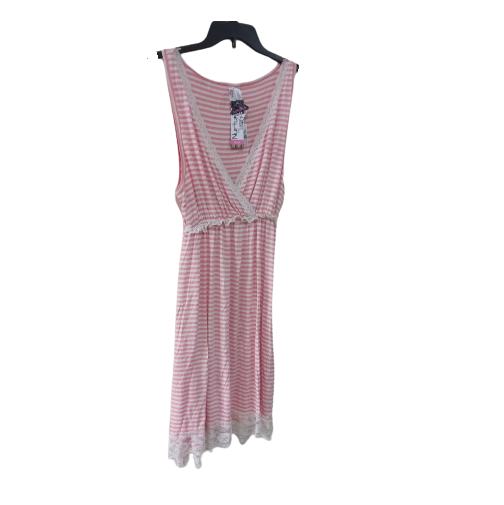 YOUNG WOMEN'S DRESS