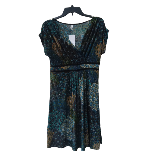 YOUNG WOMEN'S SHORT DRESS