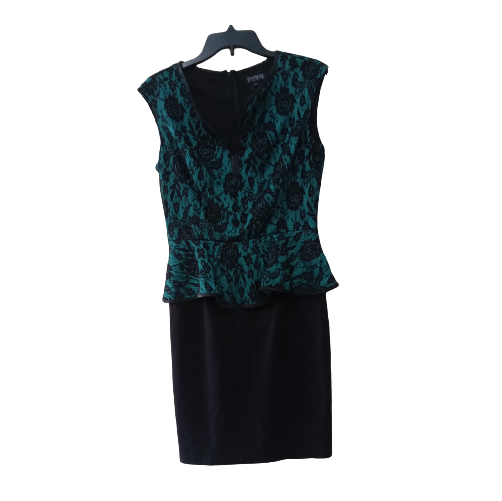 YOUNG WOMEN'S SHORT DRESS